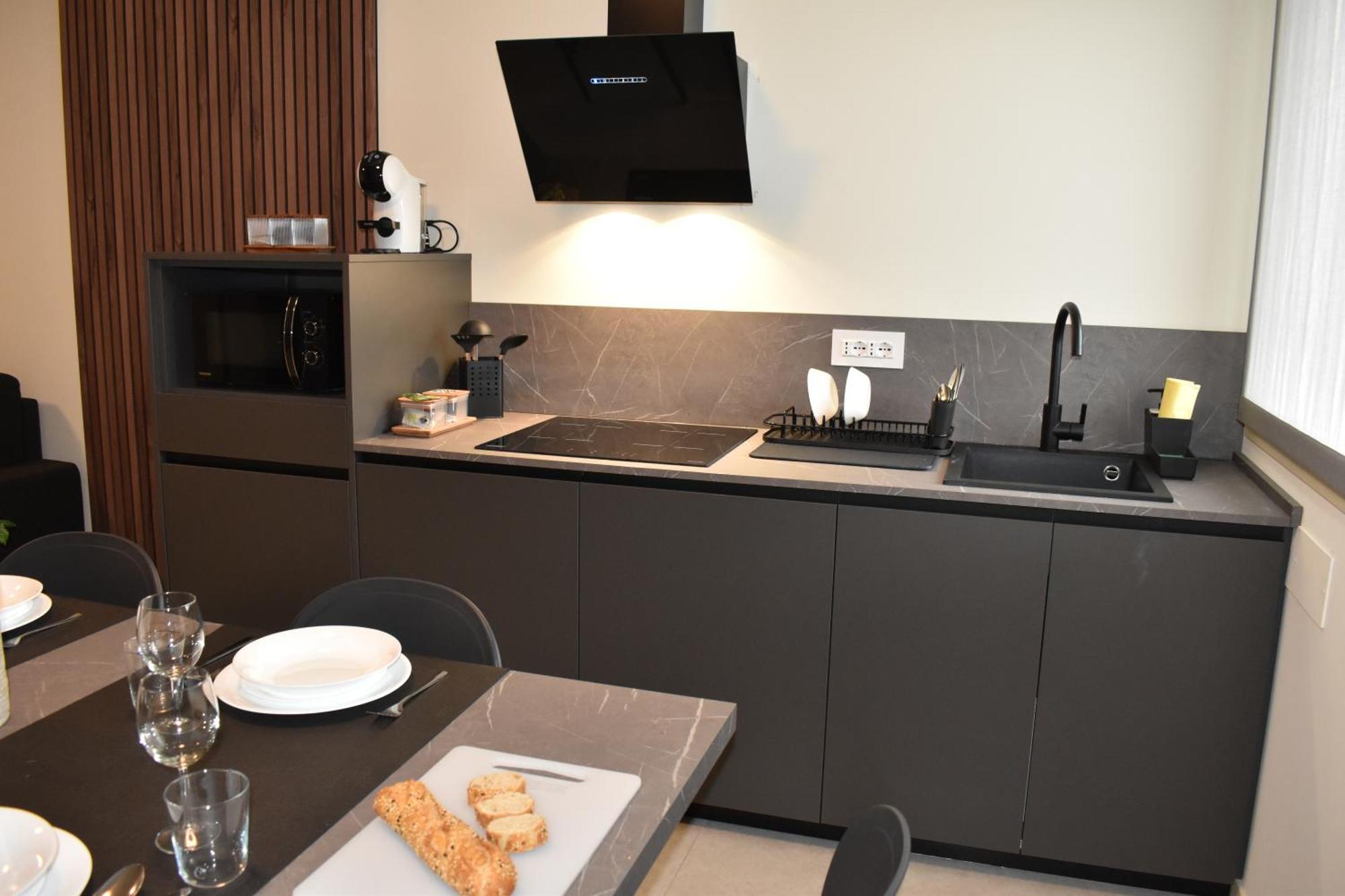 Baia Delle Rose Via Roma 111 Apartman Costa Volpino Szoba fotó