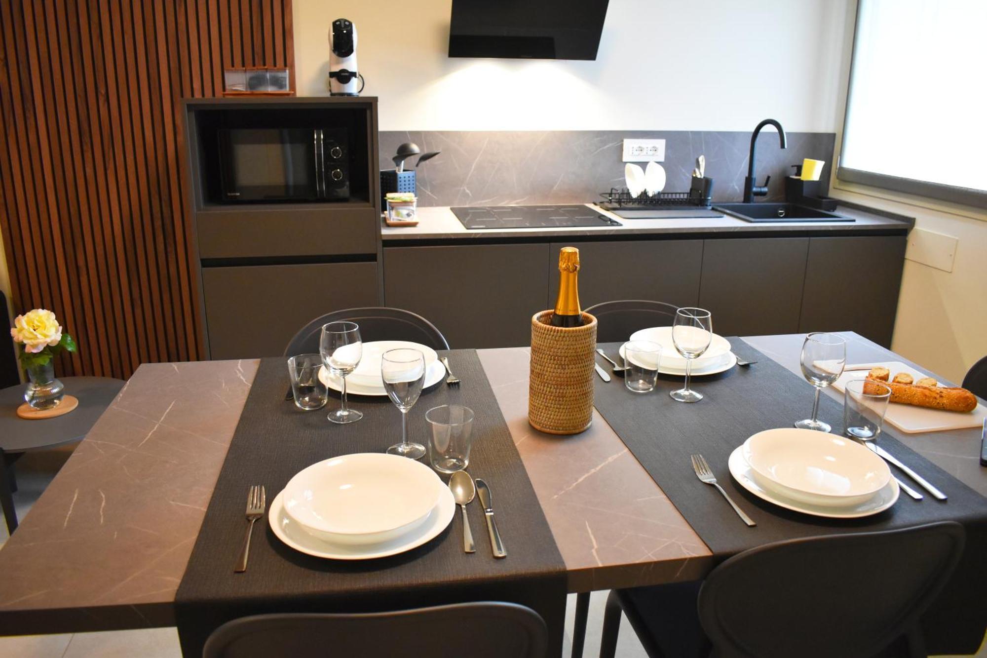 Baia Delle Rose Via Roma 111 Apartman Costa Volpino Kültér fotó