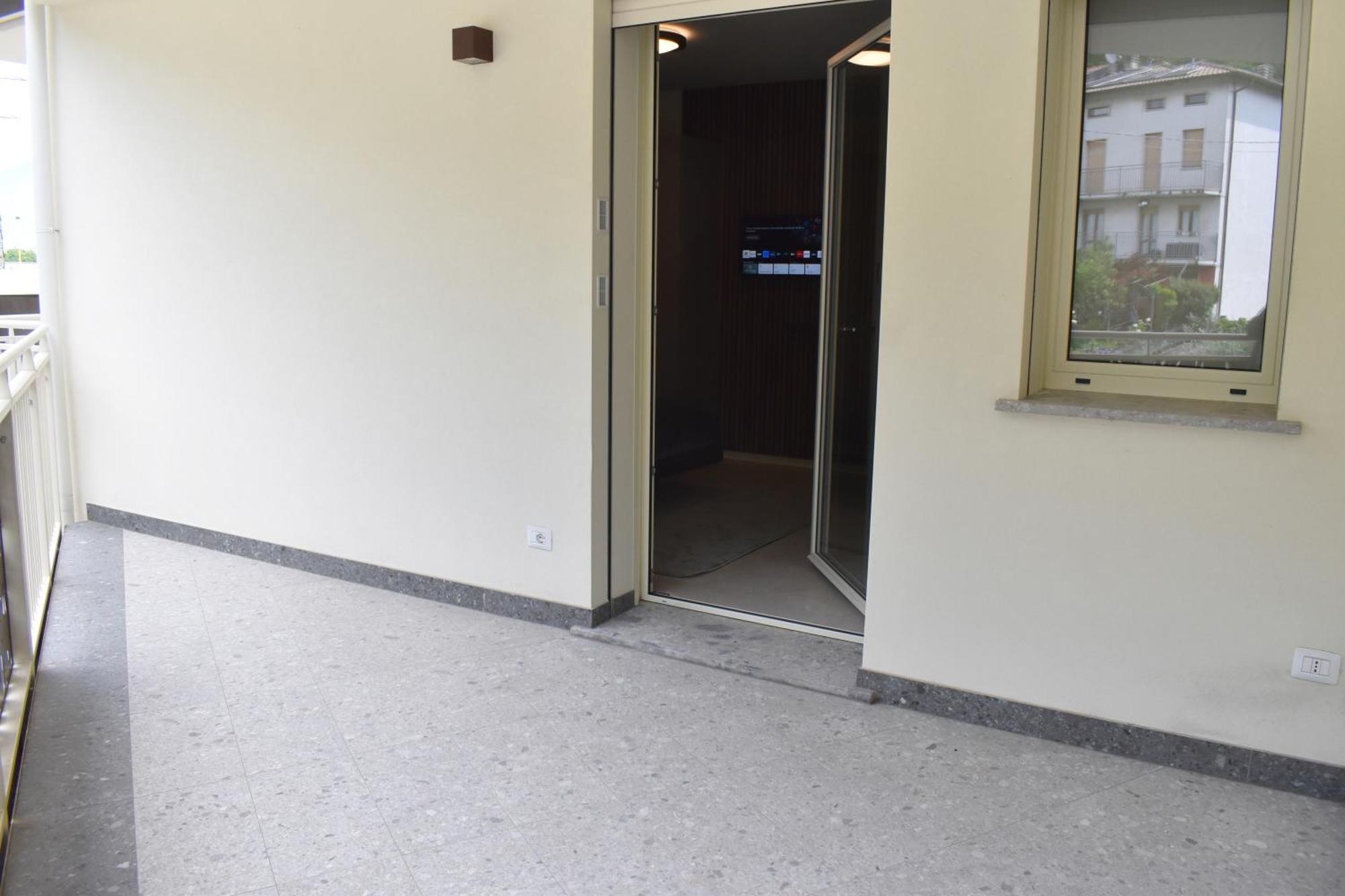 Baia Delle Rose Via Roma 111 Apartman Costa Volpino Szoba fotó