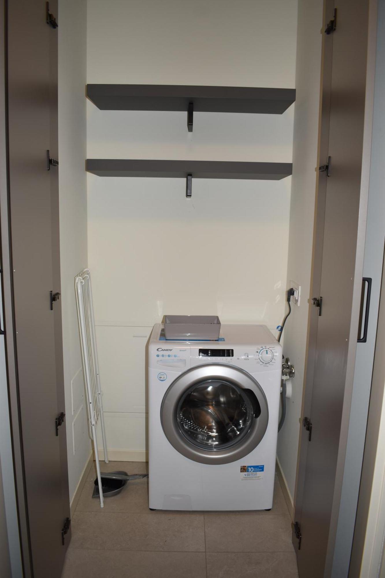 Baia Delle Rose Via Roma 111 Apartman Costa Volpino Szoba fotó